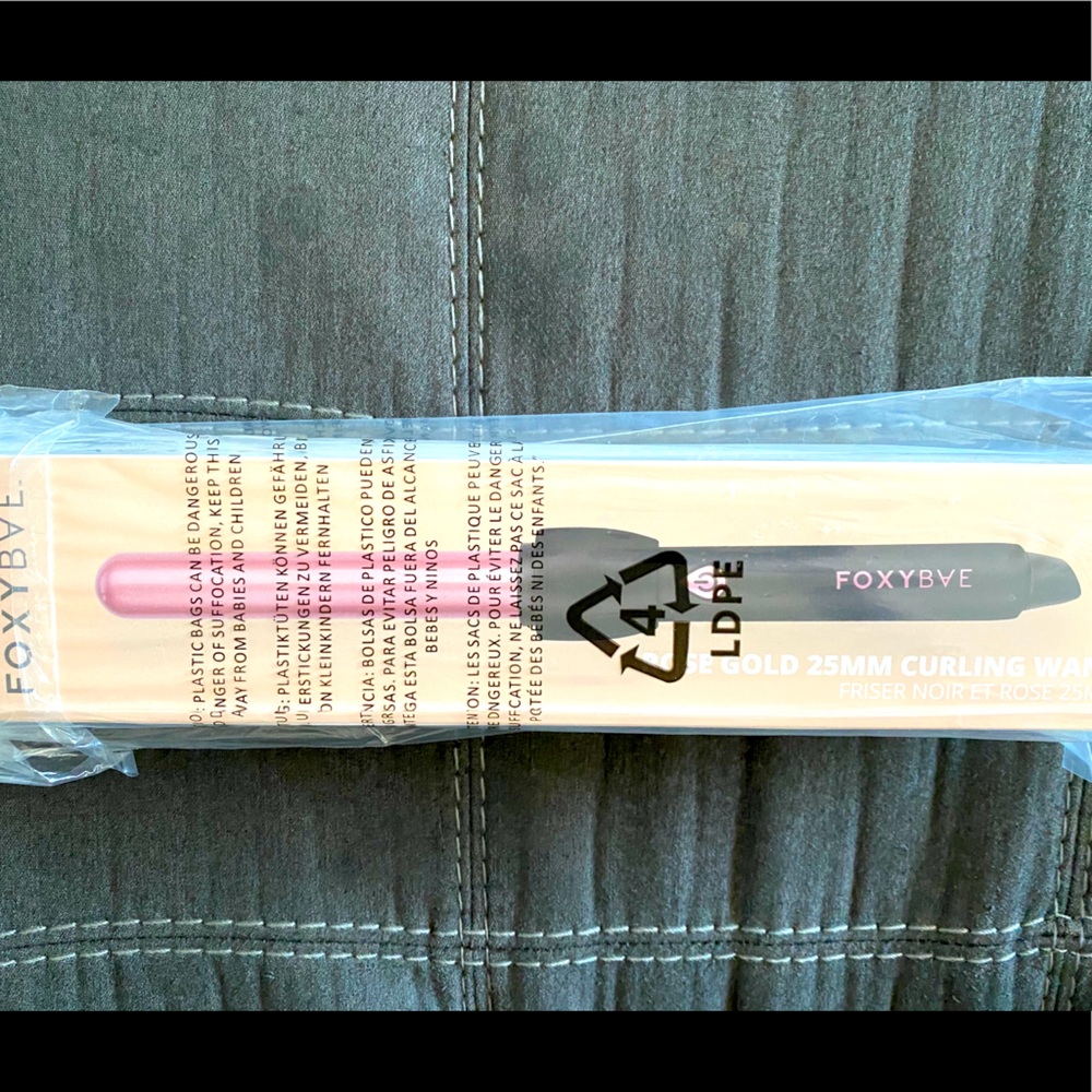 Foxbae rose gold 25mm curling wand!
